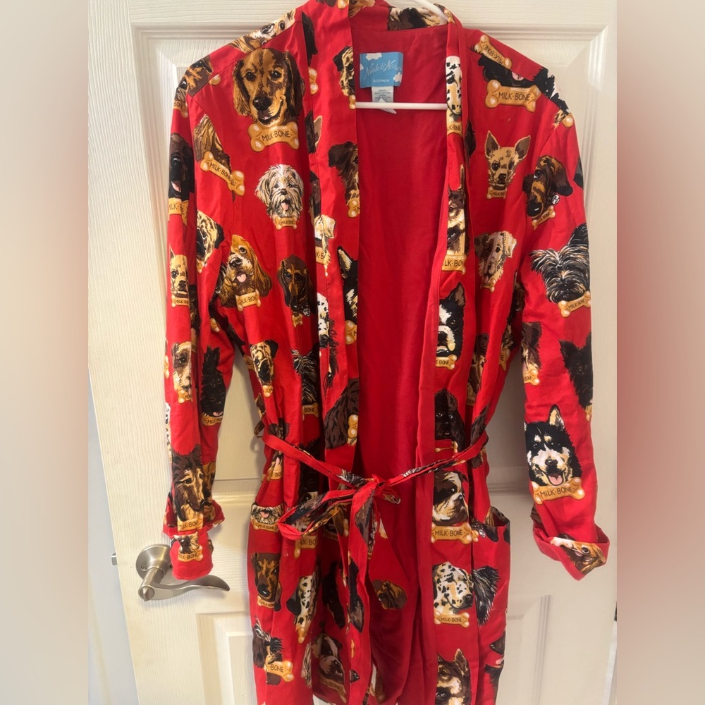Nick‎ & Nora Milk- Bone Red Dog Print Robe